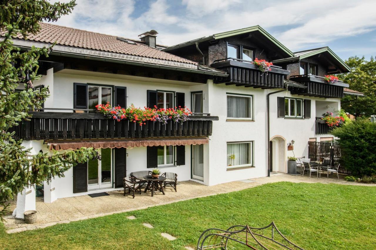 Gaestehaus Schmid Hotel Oberstaufen Exterior foto